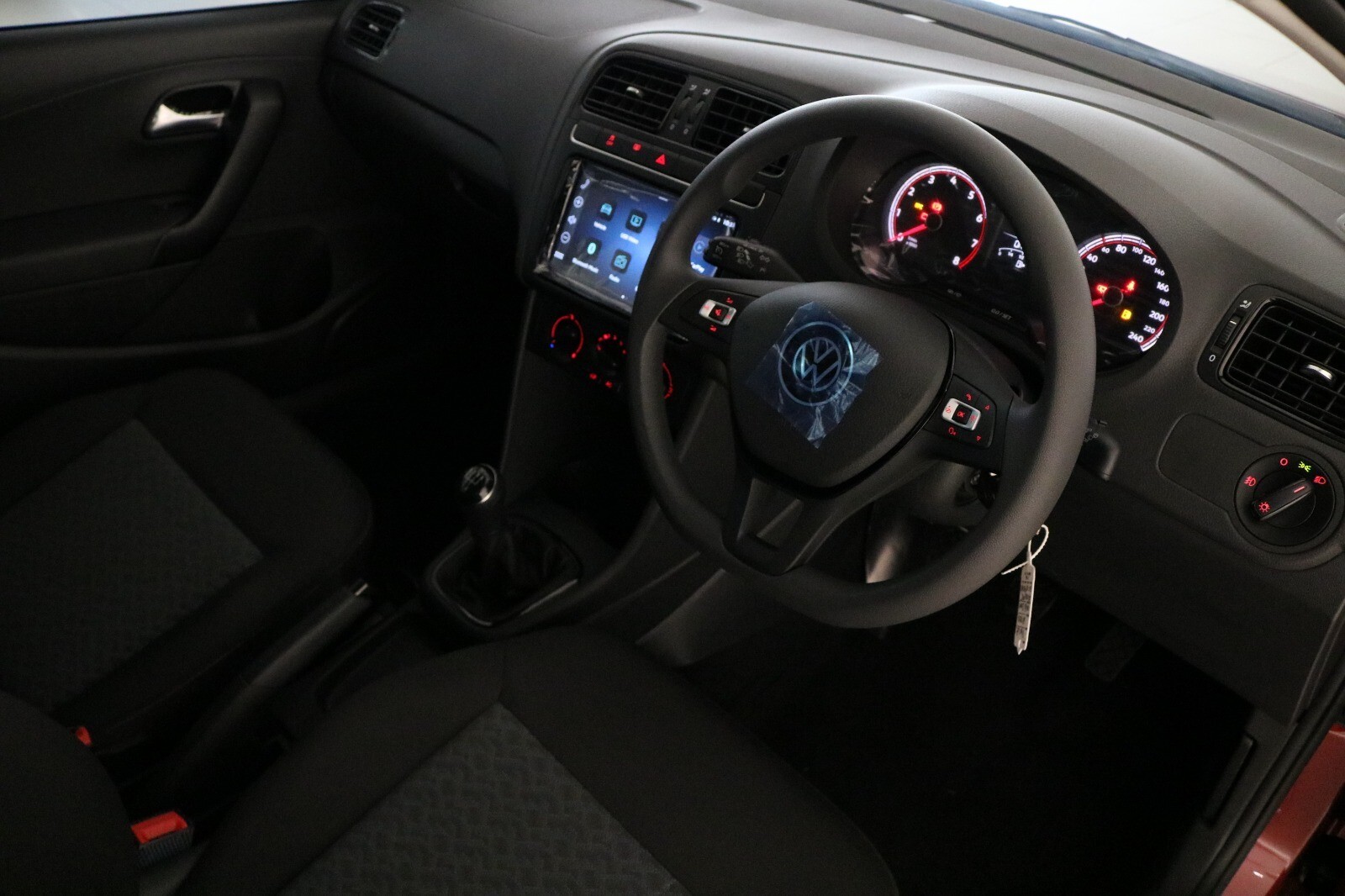 Volkswagen POLO VIVO 1.4 LIFE