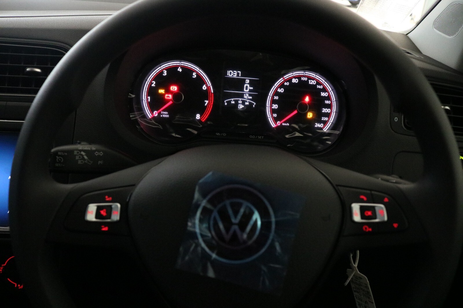 Volkswagen POLO VIVO 1.4 LIFE