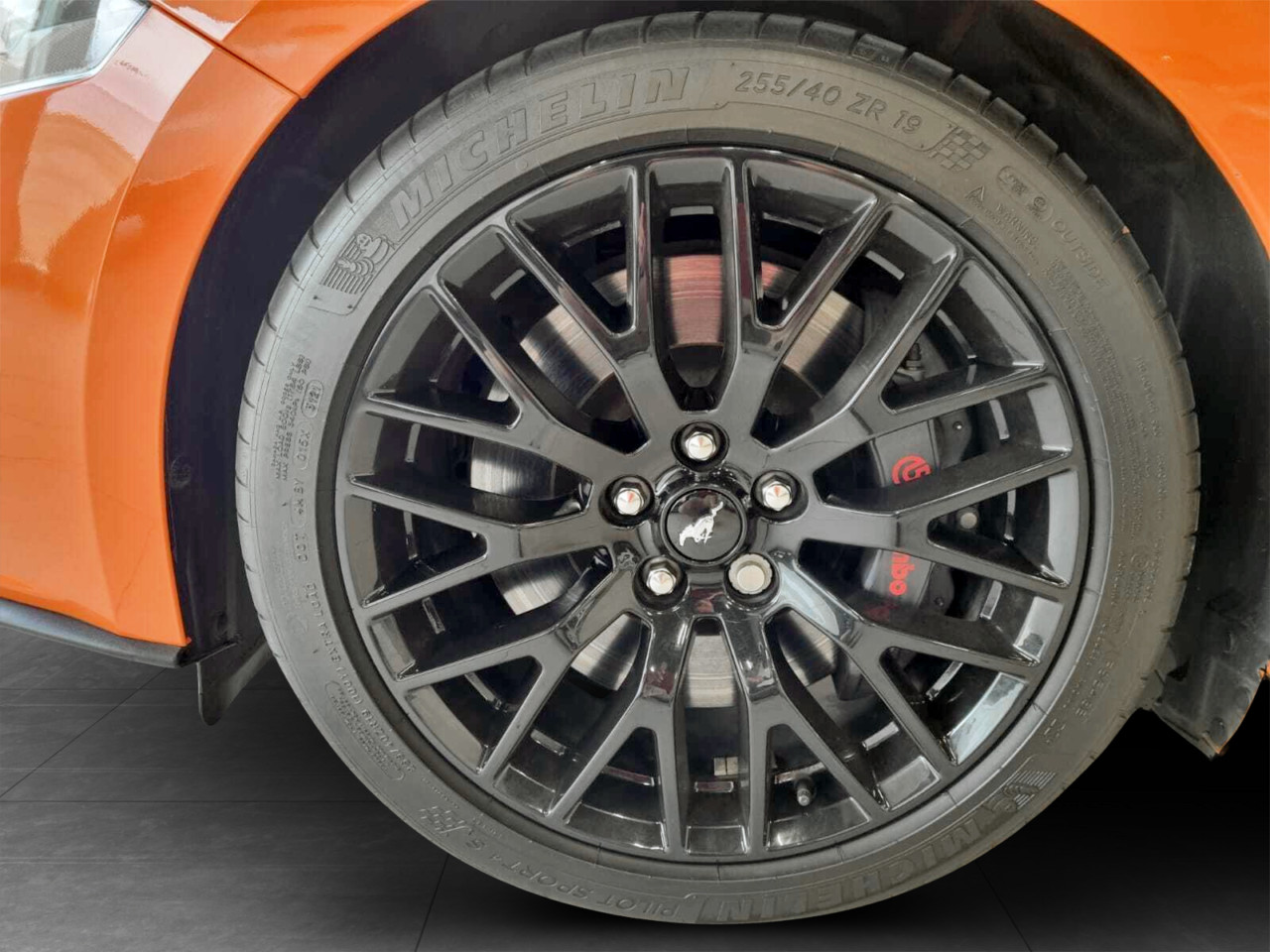 Ford MUSTANG 5.0 GT FASTBACK