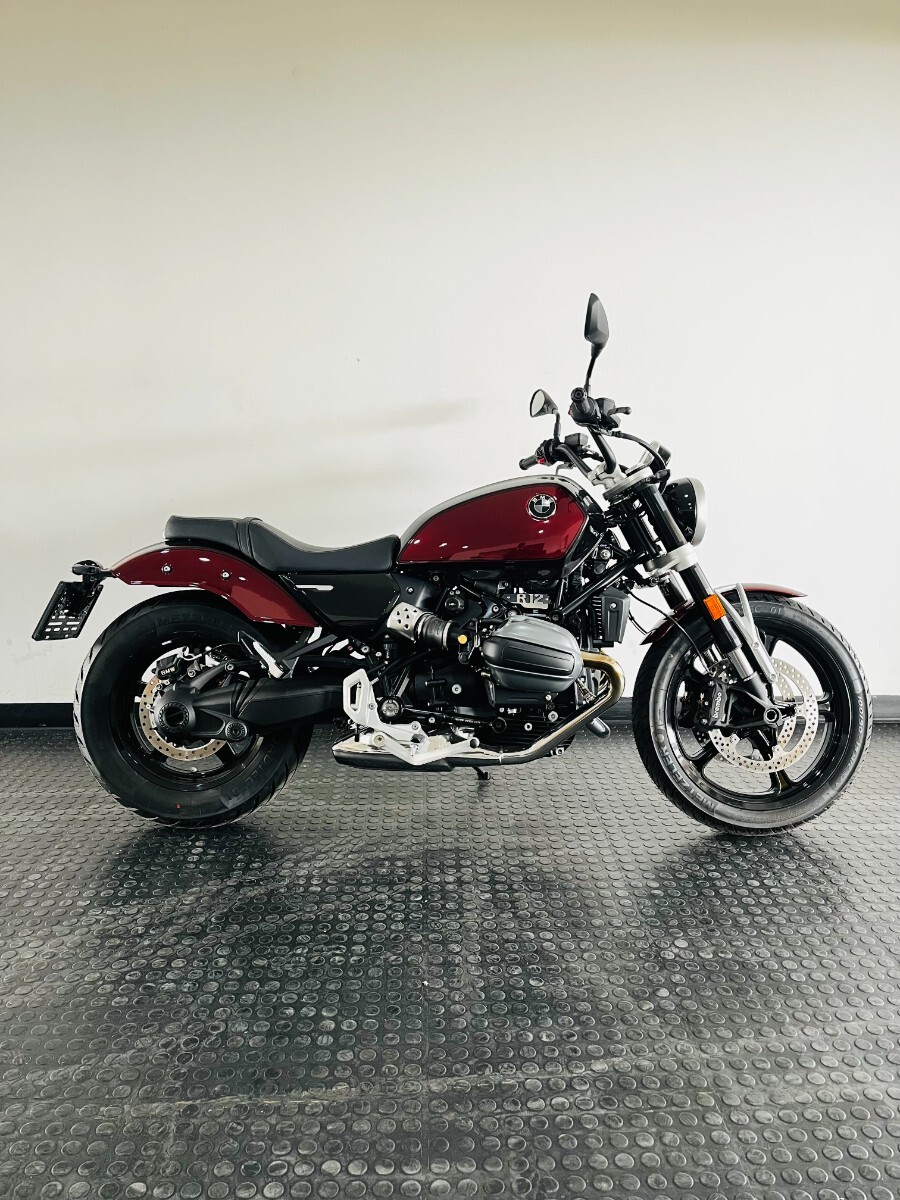 BMW R 12