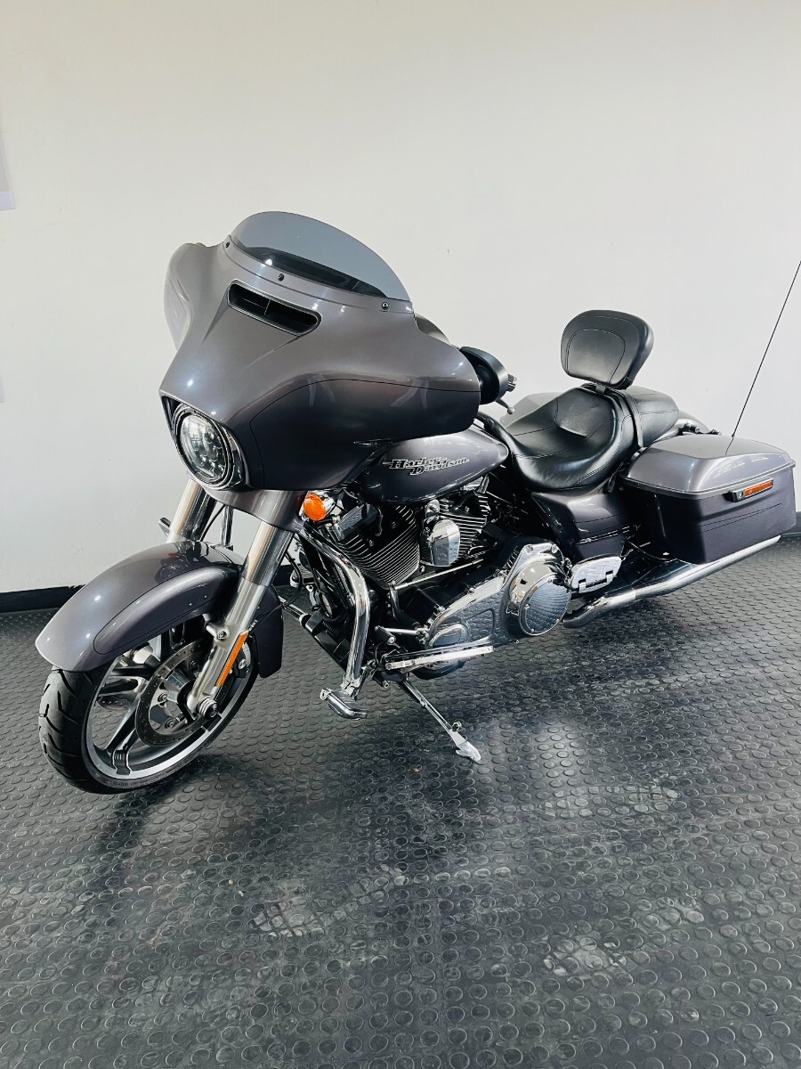 Harley-Davidson TOURING STREET GLIDE SPECIAL