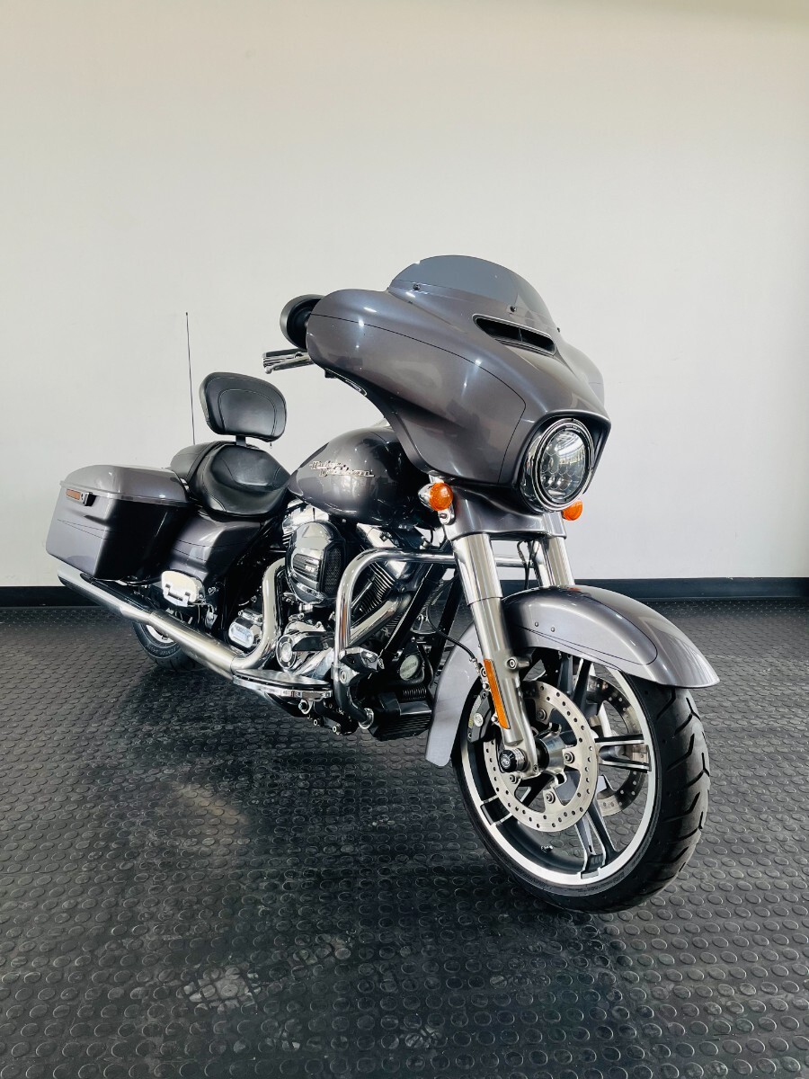 Harley-Davidson TOURING STREET GLIDE SPECIAL