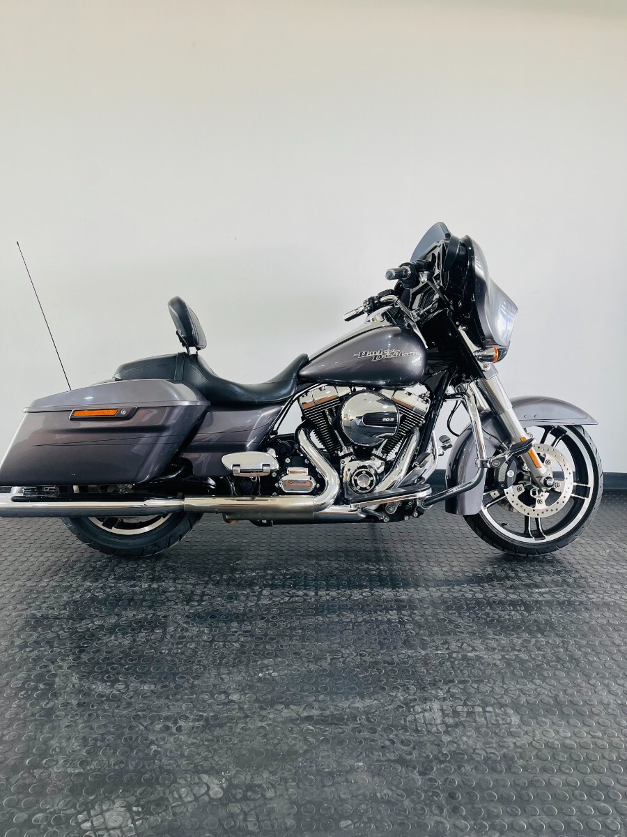 Harley-Davidson TOURING STREET GLIDE SPECIAL