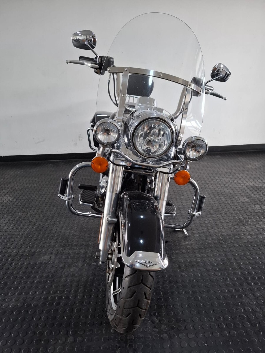 Harley-Davidson TOURING ROAD KING