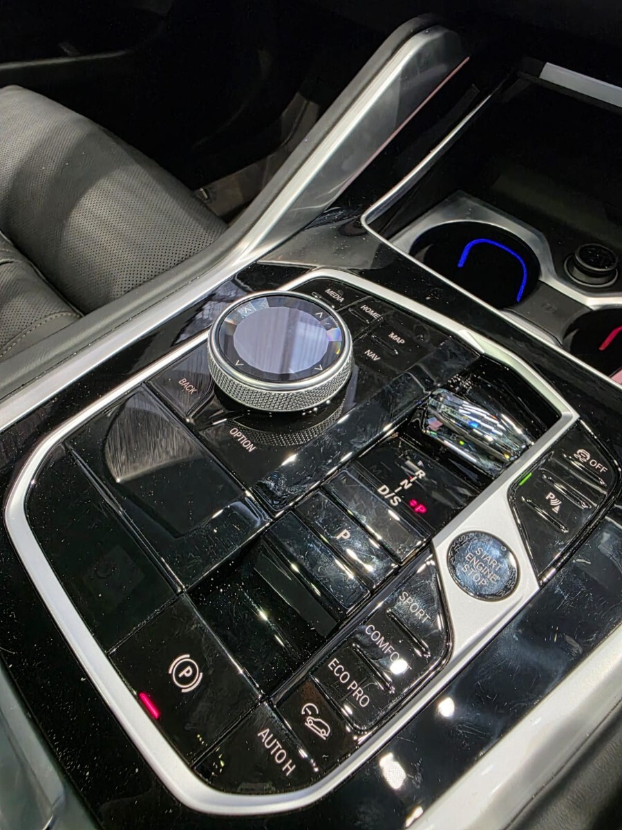 BMW X6 M60i M SPORT PRO (G06)