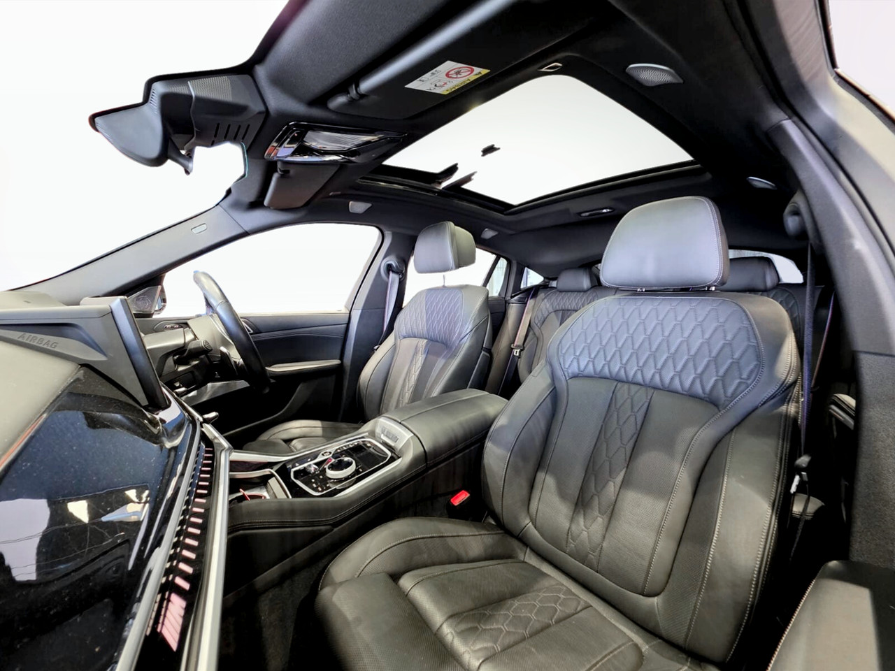 BMW X6 M60i M SPORT PRO (G06)