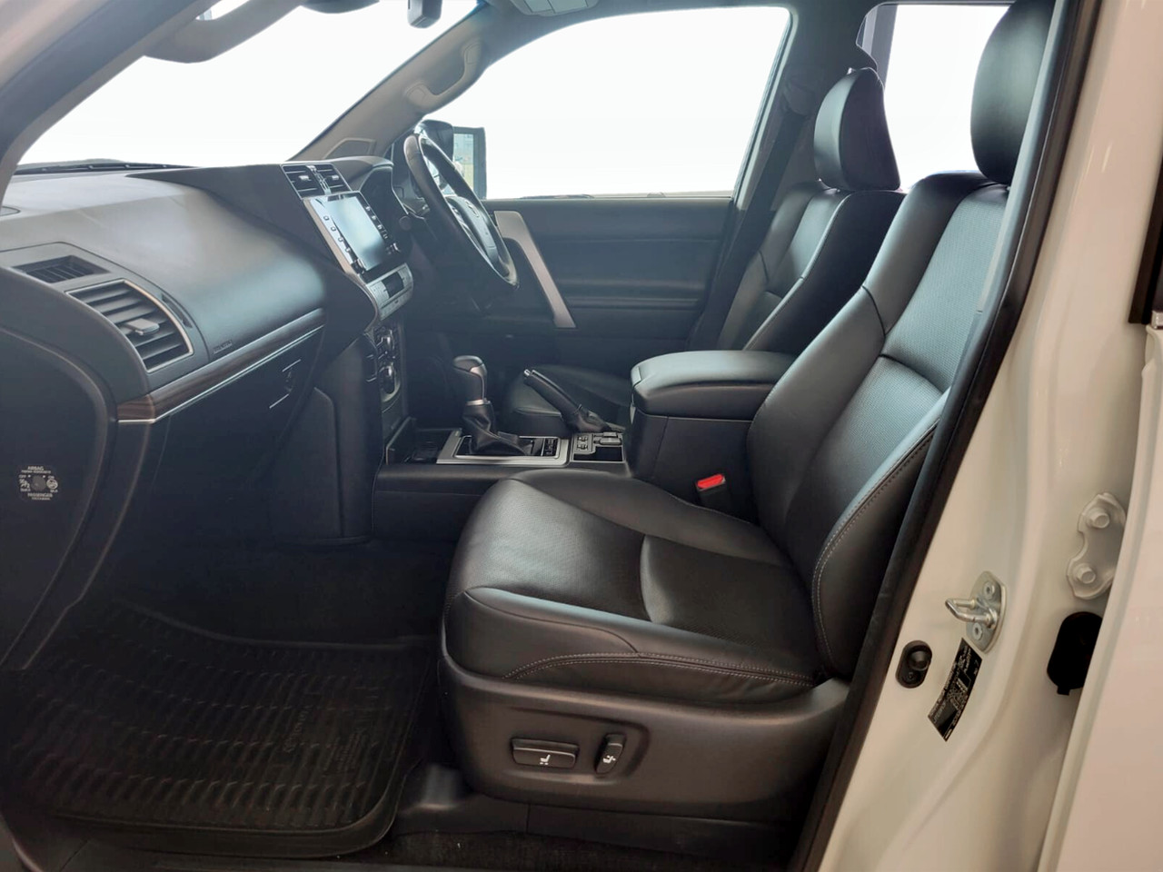 Toyota Land Cruiser Prado 2.8GD VX-L