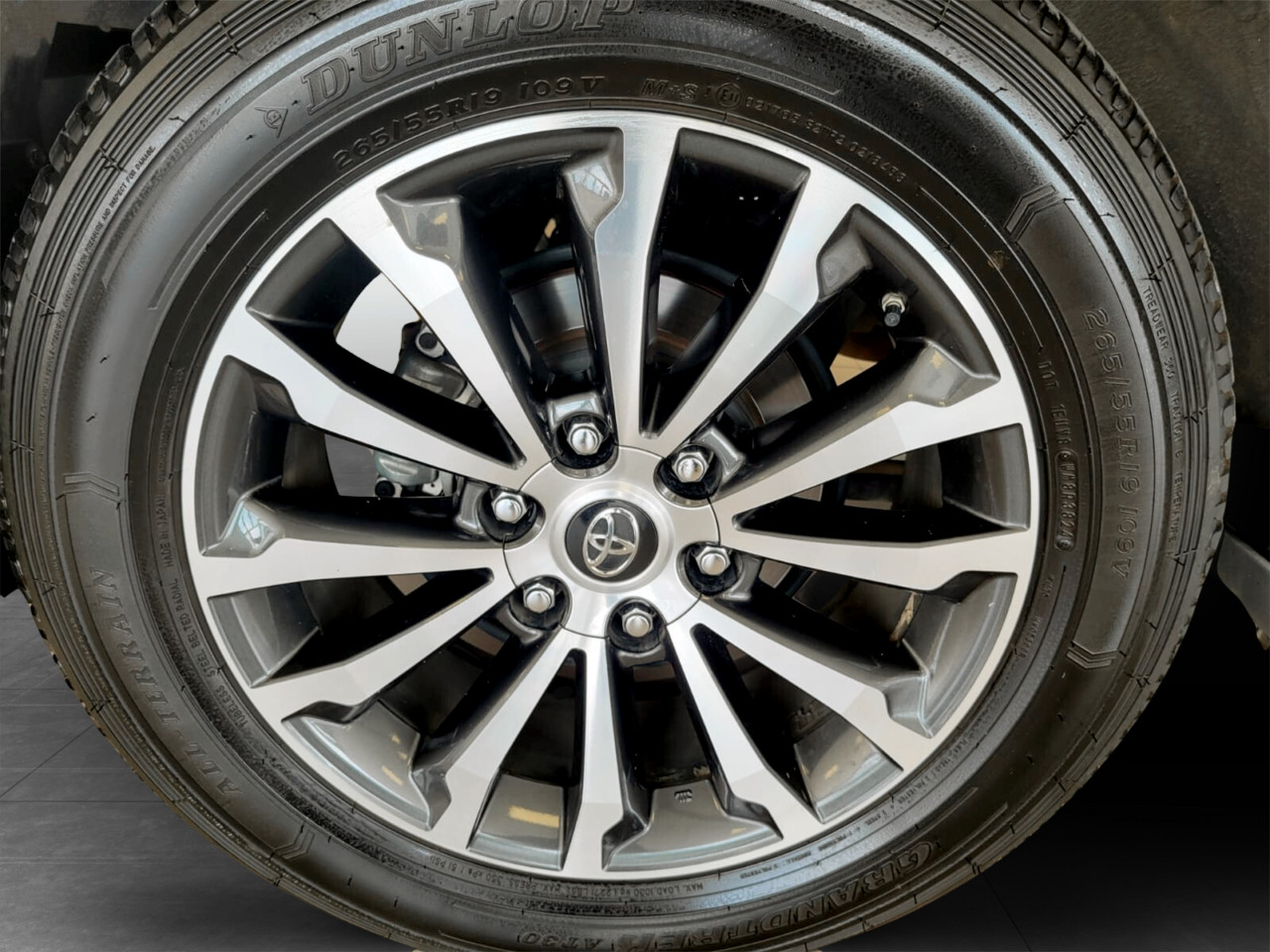 Toyota Land Cruiser Prado 2.8GD VX-L