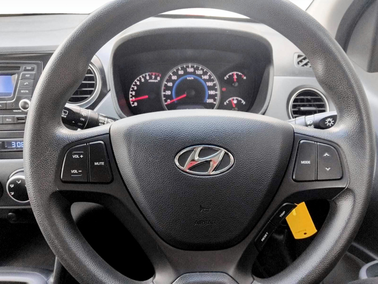 Hyundai GRAND i10 1.25 FLUID