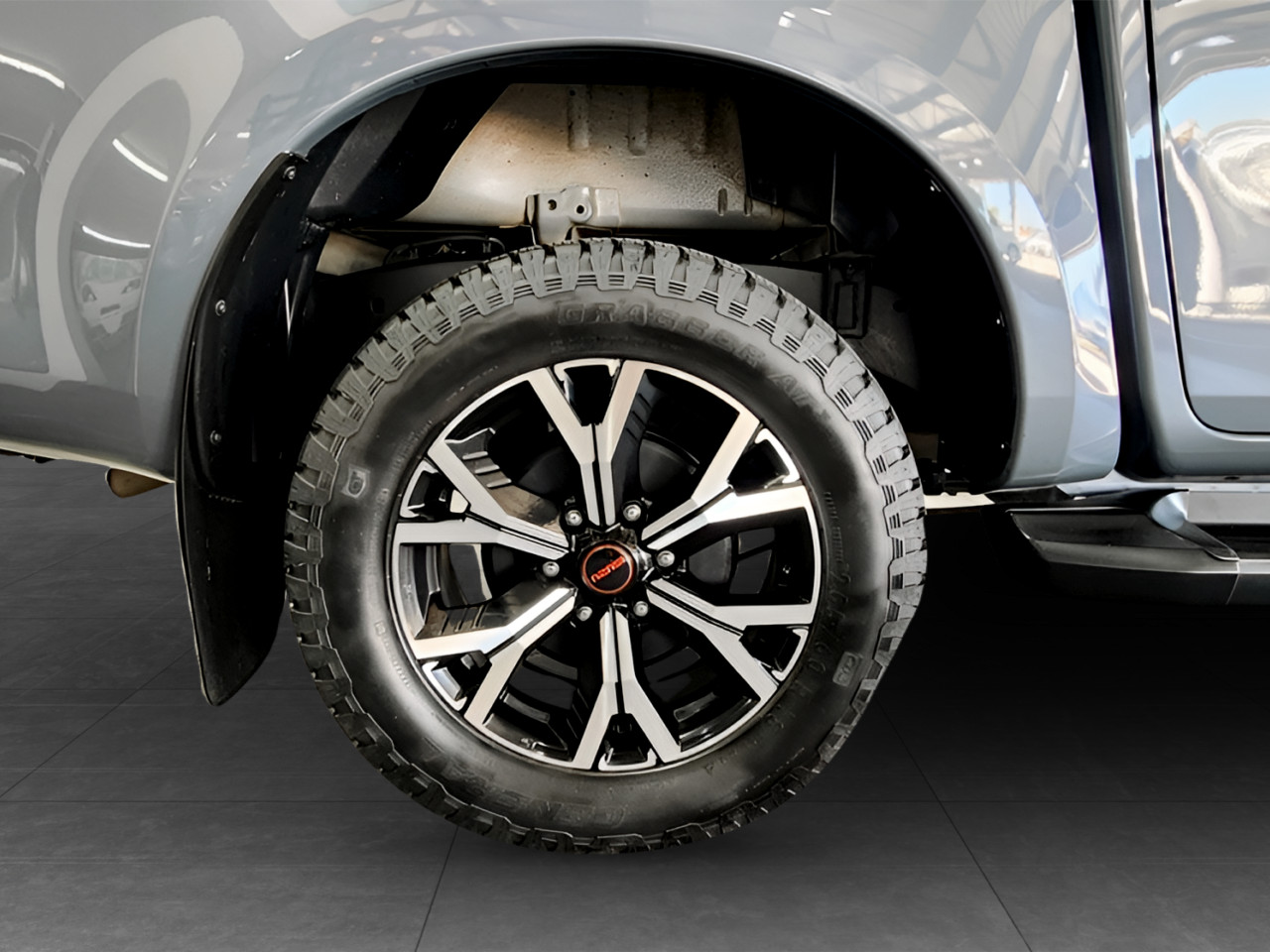 Isuzu D-Max 1.9 Ddi D/Cab 4×4 X-RIDER Black A/T RHD