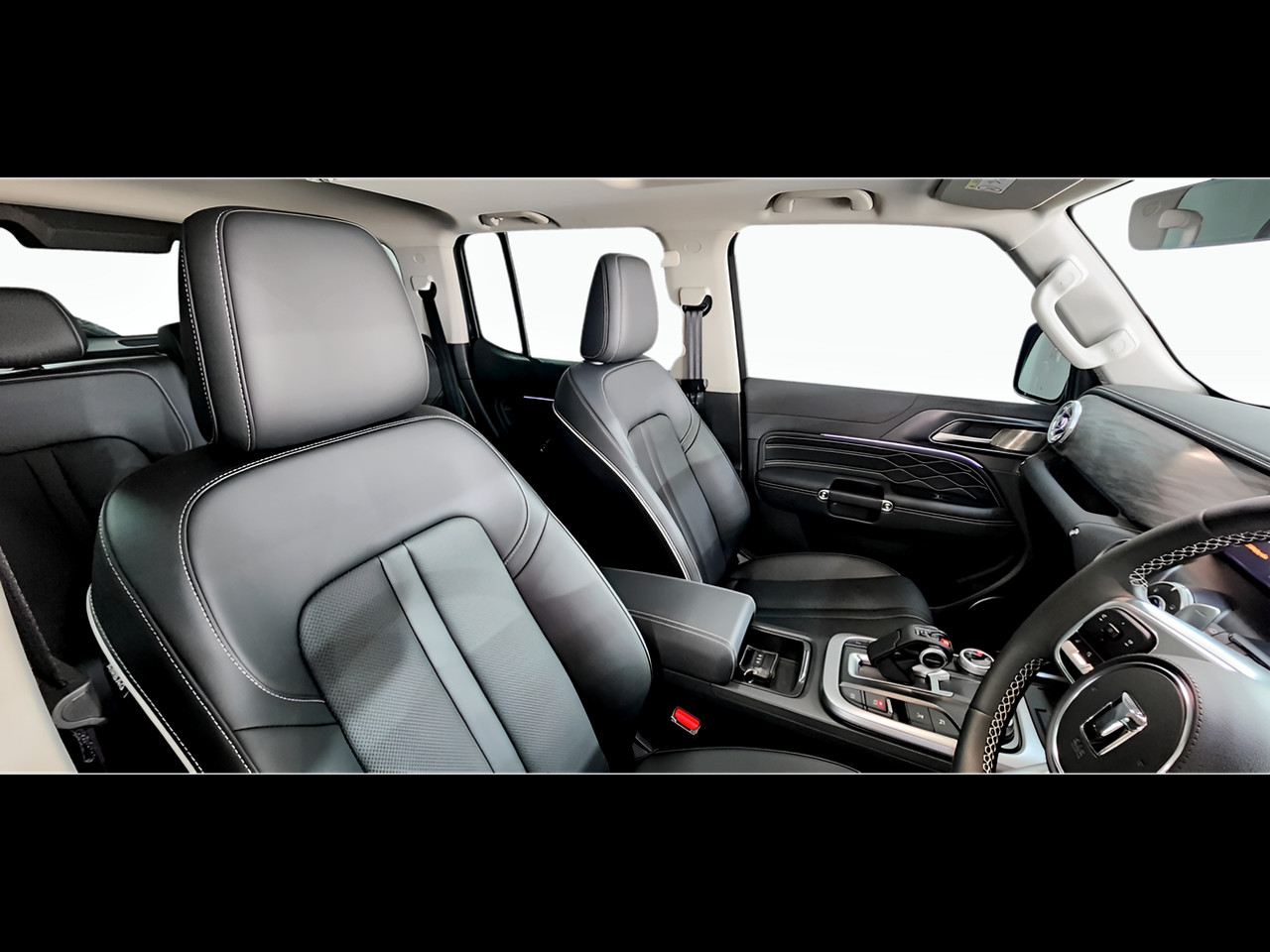 GWM TANK 300 2.4T ULTRA LUXURY 4WD