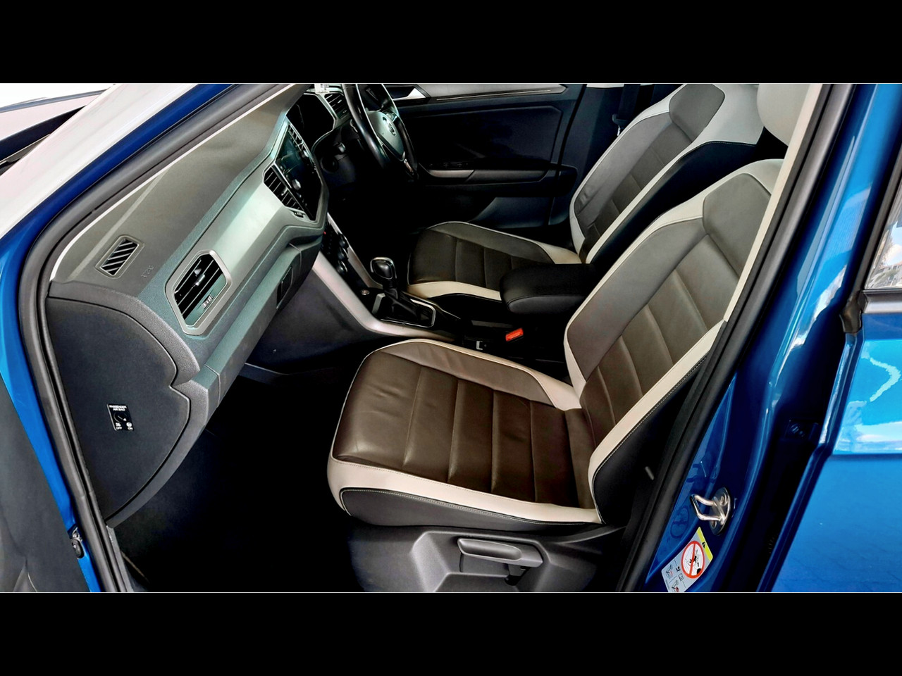Volkswagen T-roc 1.4 TSI DESIGN TIPTRONIC