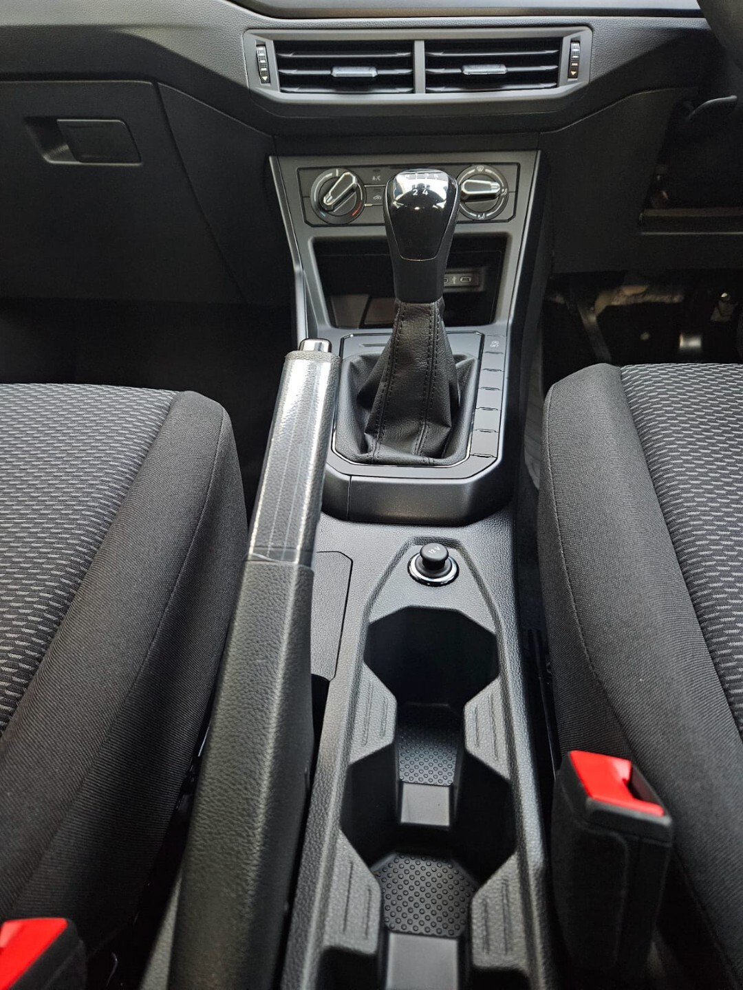 Volkswagen Polo HATCH 1.0TSI 70KW
