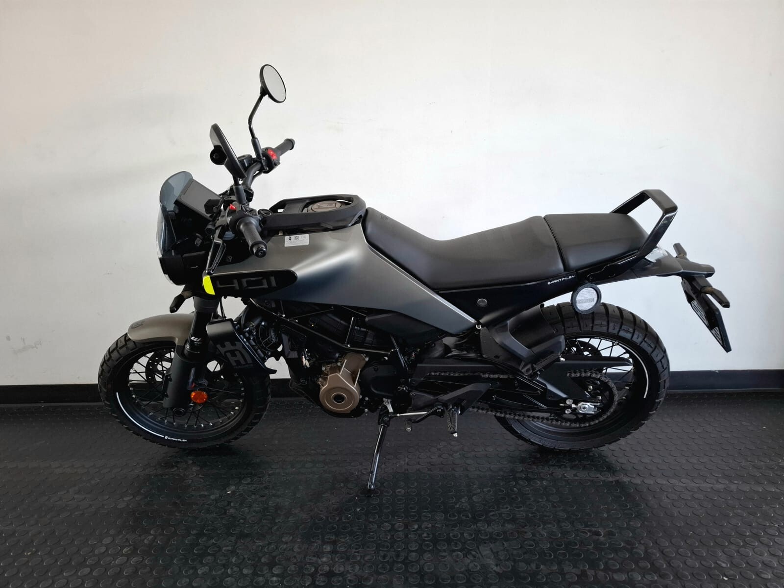 Husqvarna TE 401 SVARTPILEN