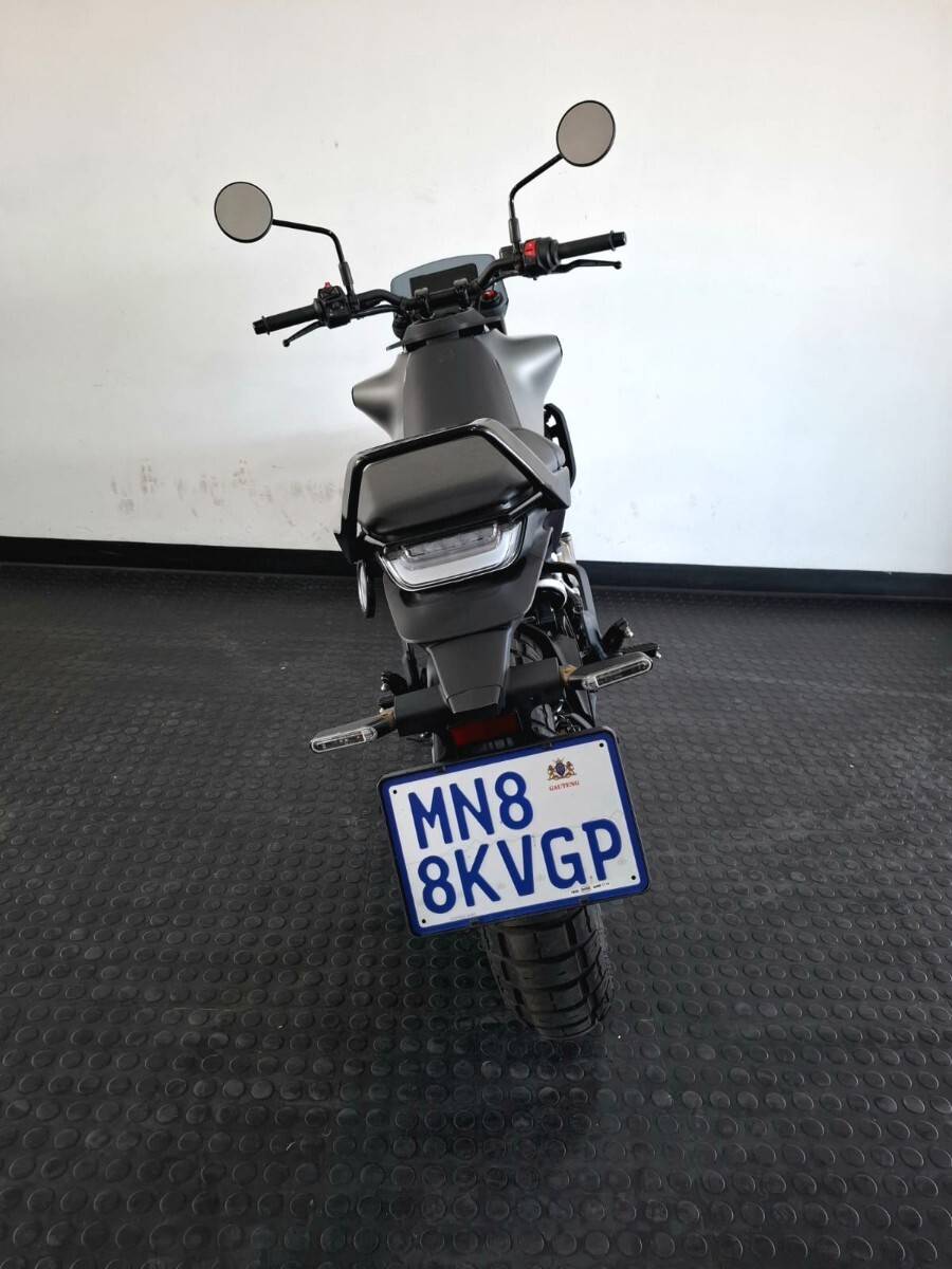Husqvarna TE 401 SVARTPILEN