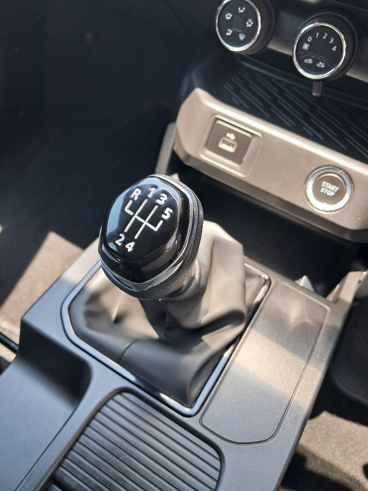 Renault KIGER 1.0 ZEN MANUAL