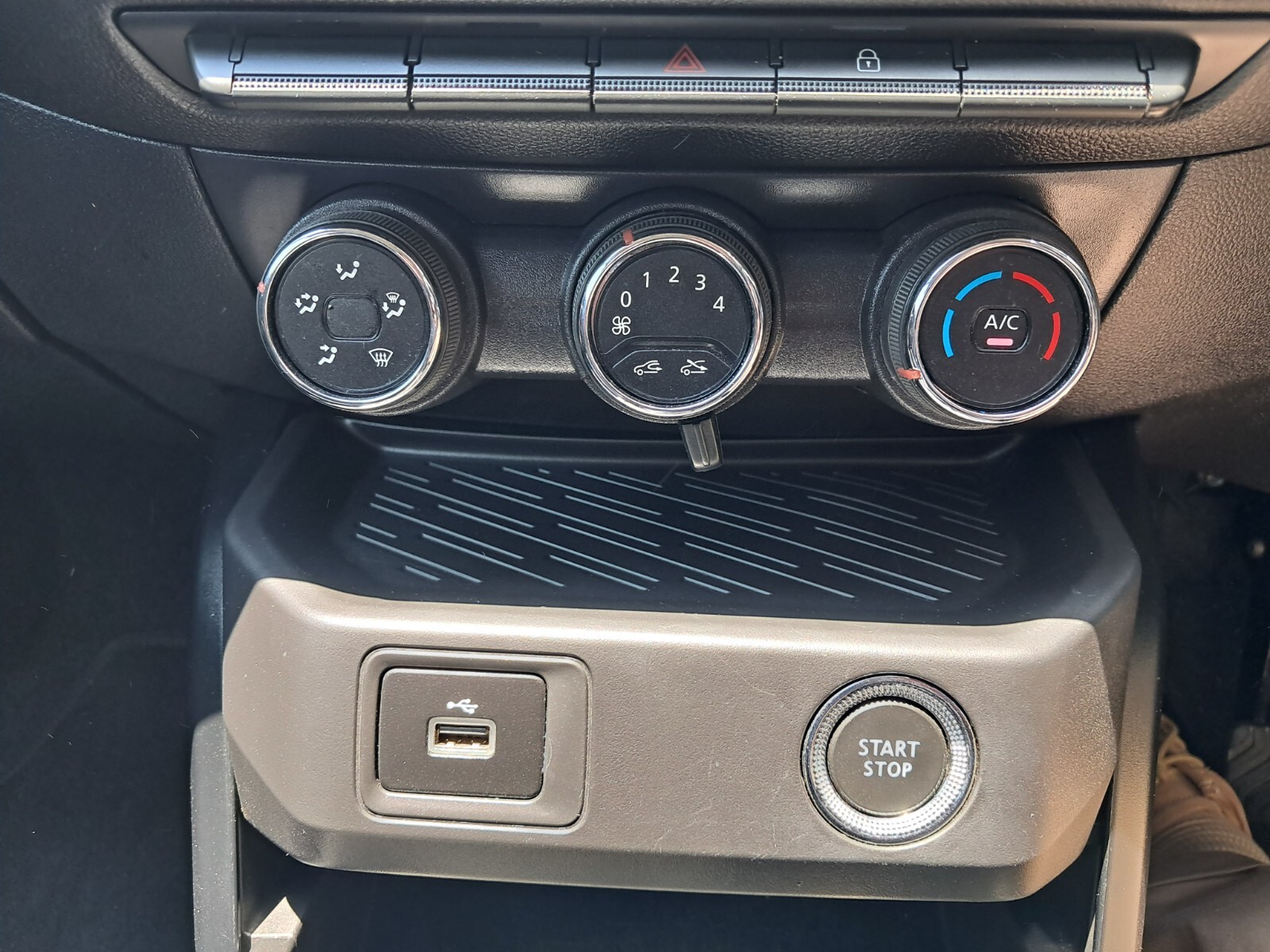 Renault KIGER 1.0 ZEN MANUAL