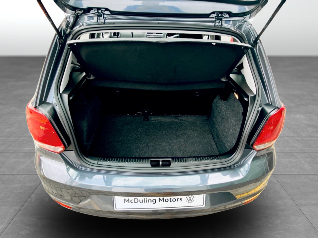 Volkswagen POLO VIVO HATCH 1.6 STYLE