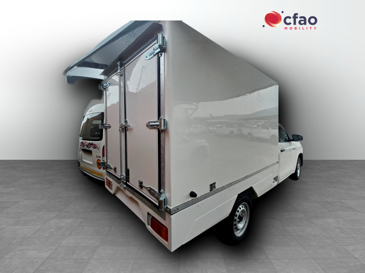 Toyota Hilux 2.4GD SINGLE CAB FLAT DECK