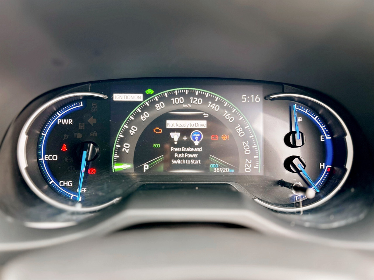 Toyota RAV4 2.5 HYBRID GX-R E-FOUR