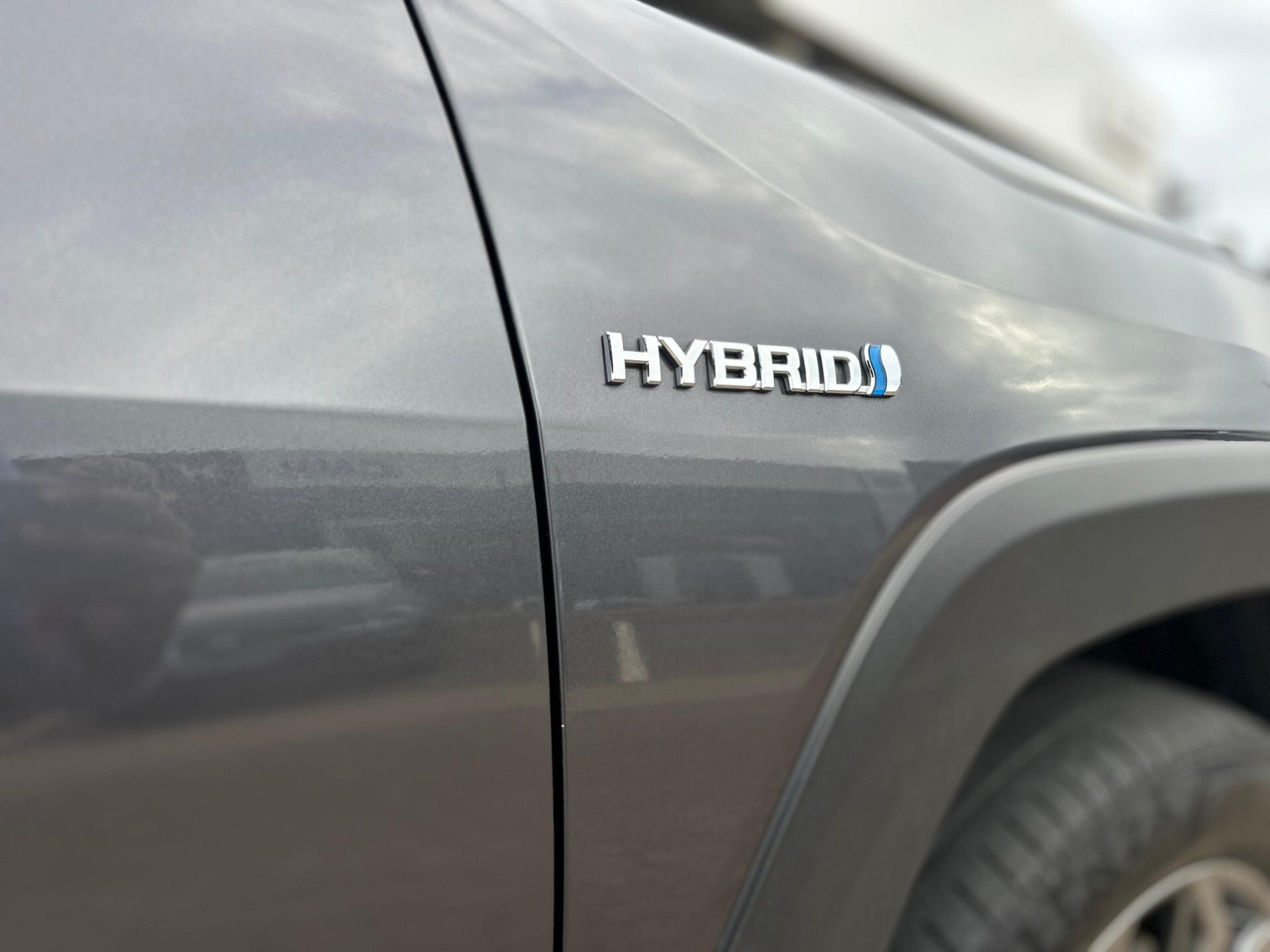 Toyota RAV4 2.5 HYBRID GX-R E-FOUR