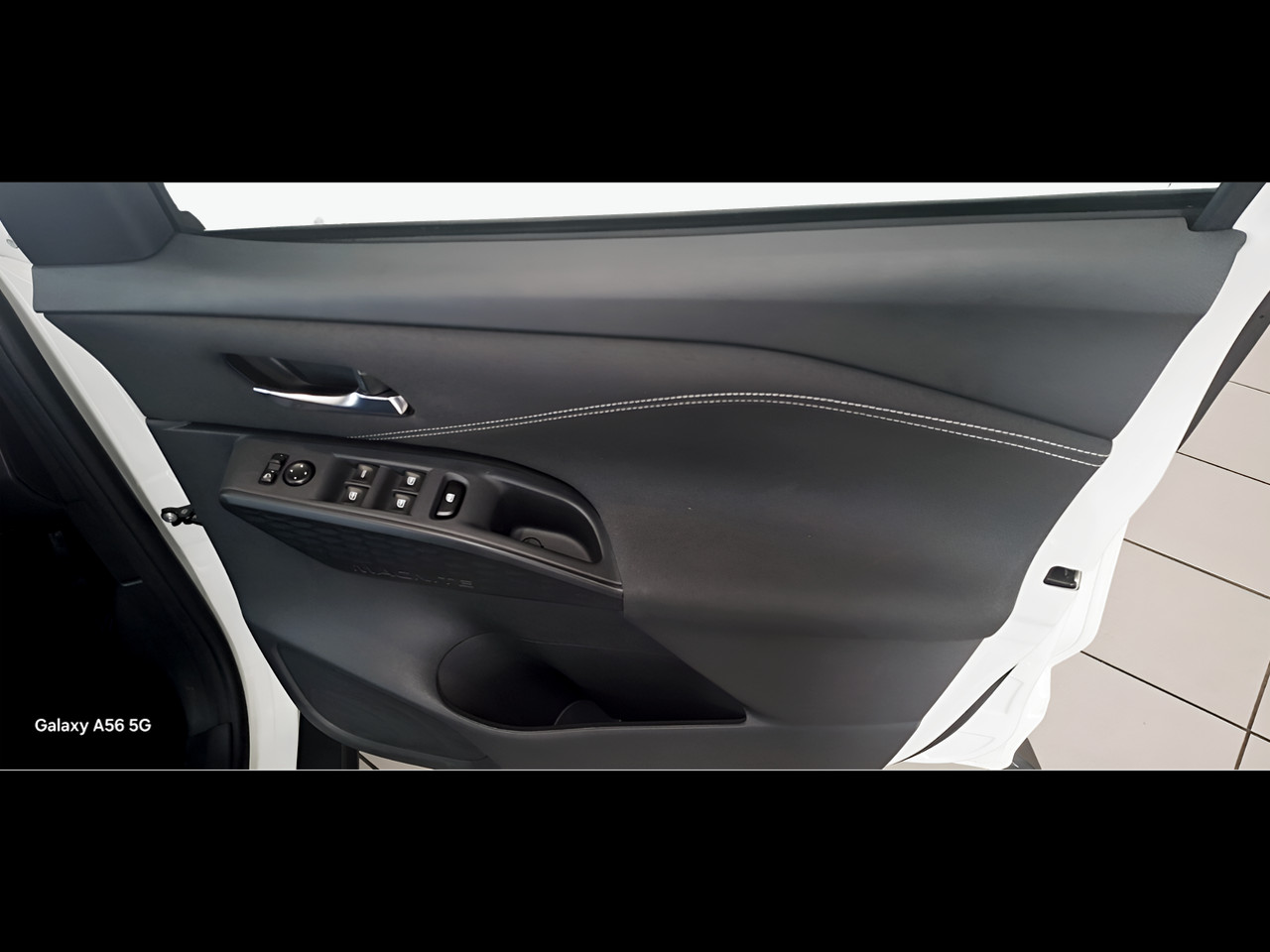 Nissan MAGNITE 1.0 VISIA AUTO