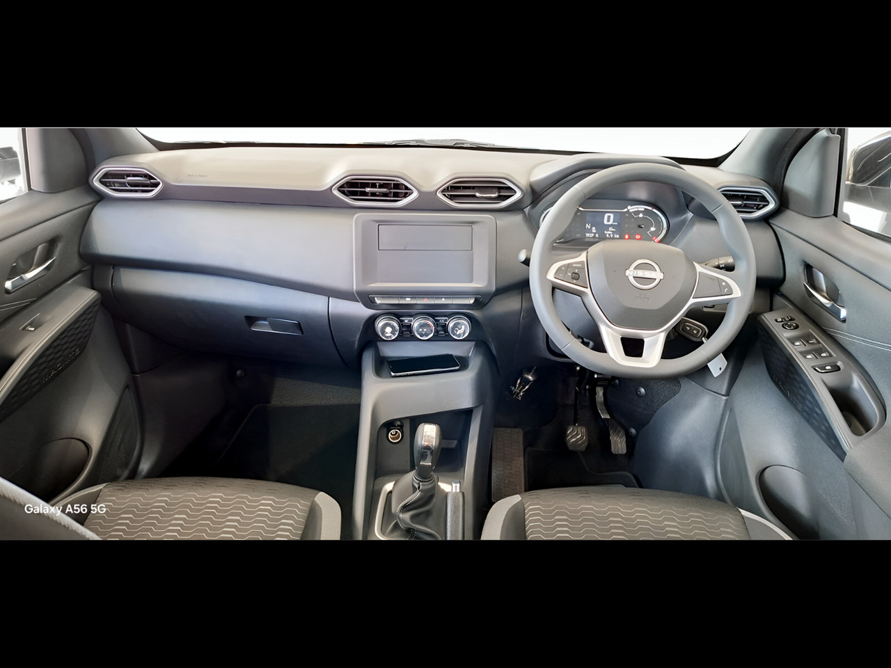 Nissan MAGNITE 1.0 VISIA AUTO