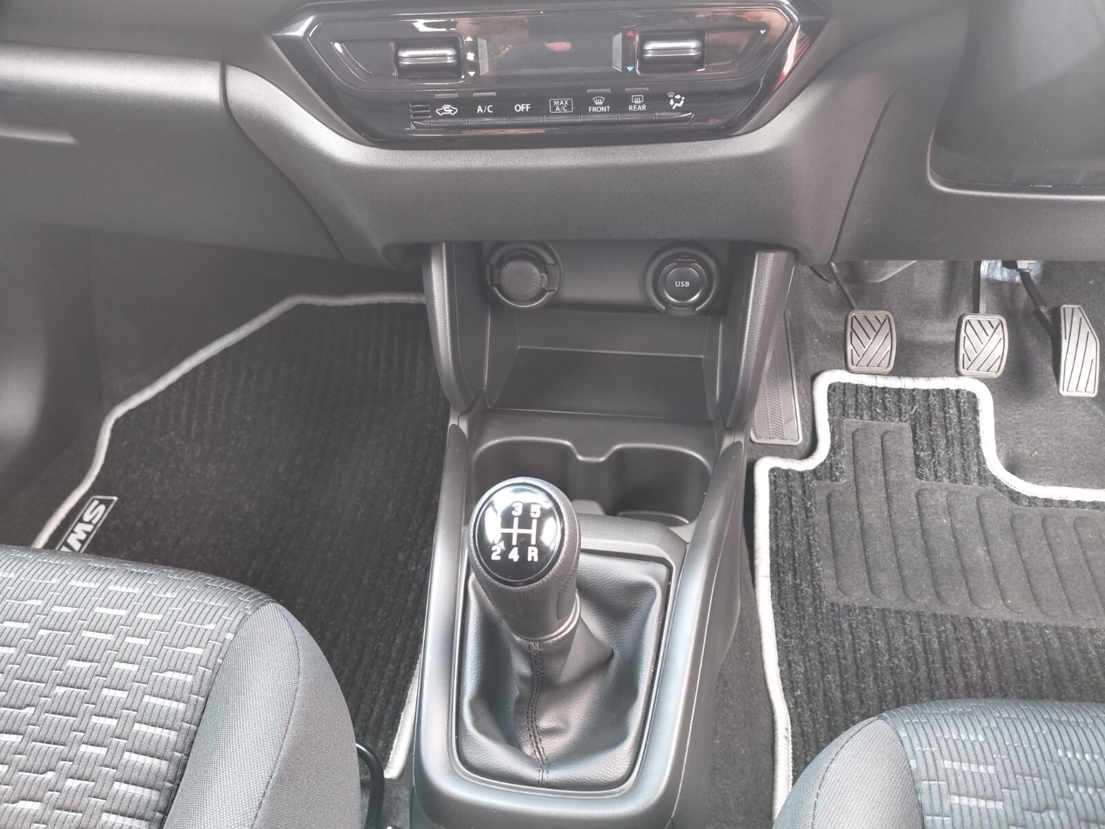 Suzuki Swift 1.2 GL+ MANUAL