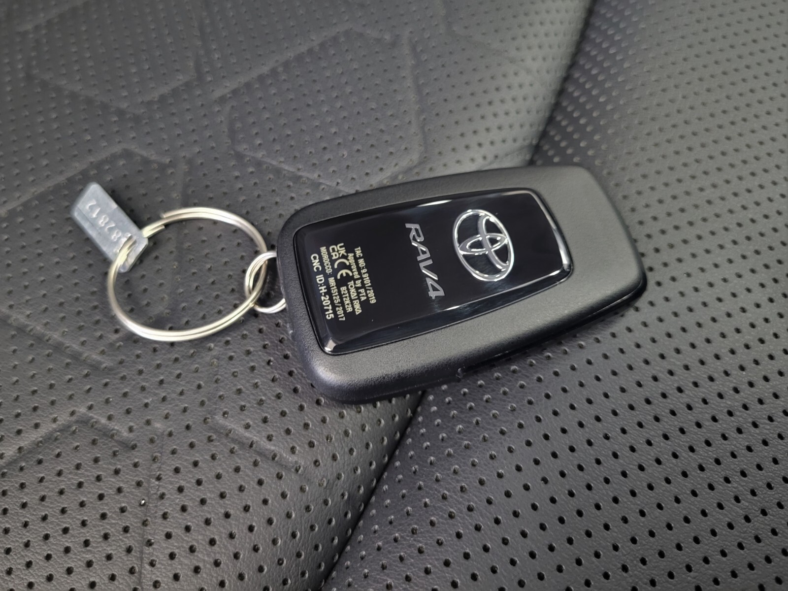Toyota RAV4 2.5 HYBRID GX-R E-FOUR