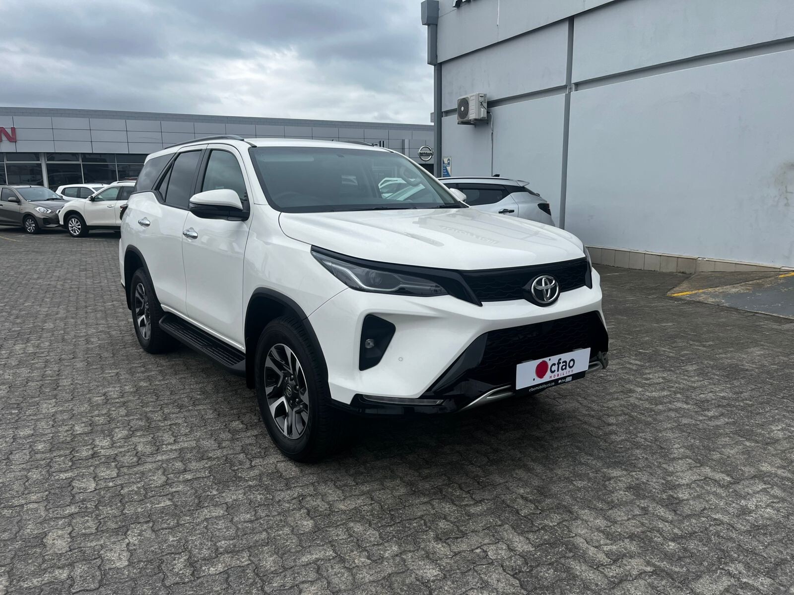 Toyota Fortuner 2.4GD-6 R/B A/T