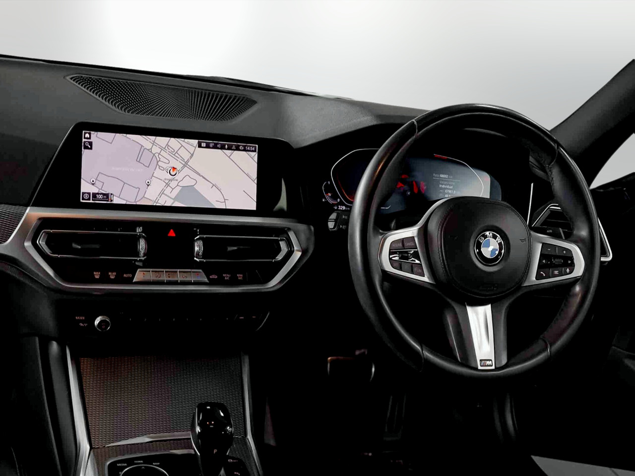 BMW 3 Series 320i M SPORT A/T