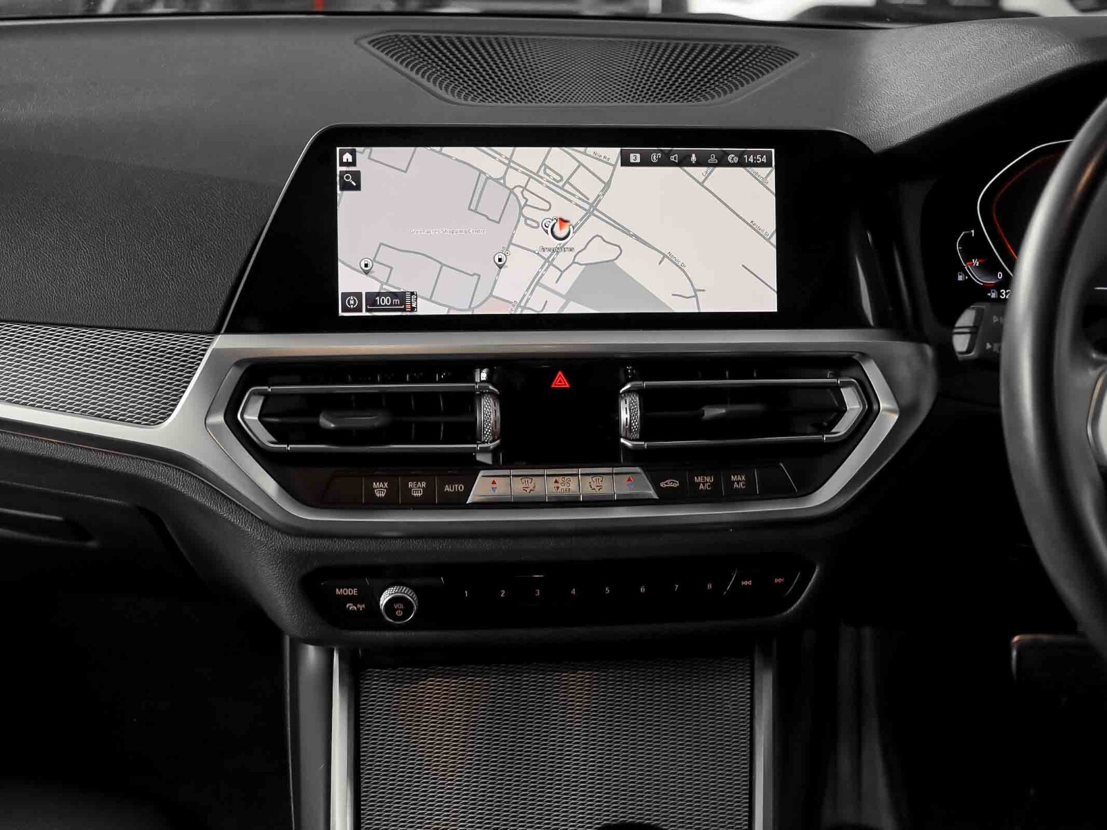 BMW 3 Series 320i M SPORT A/T