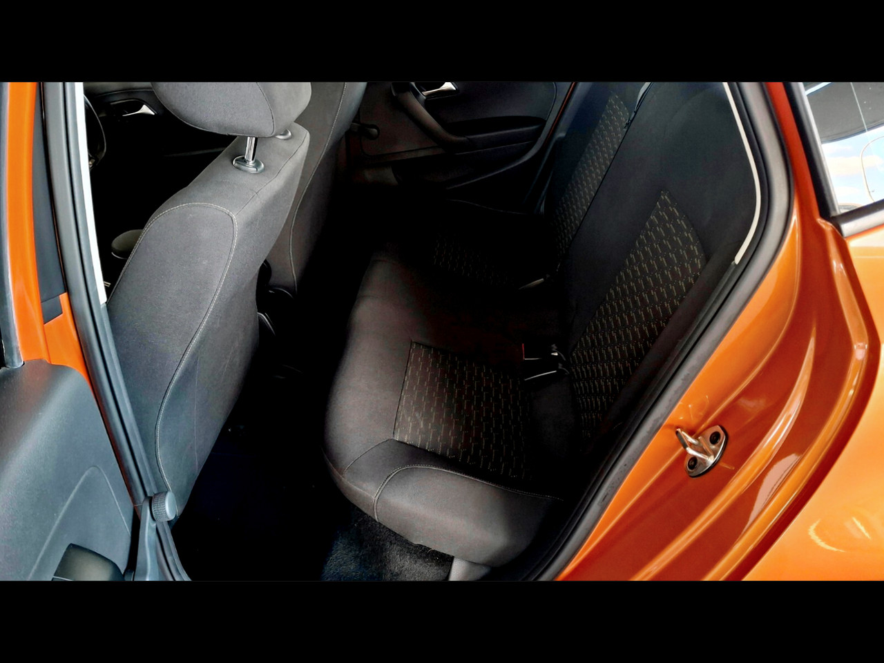 Volkswagen POLO VIVO HATCH 1.6 MAXX