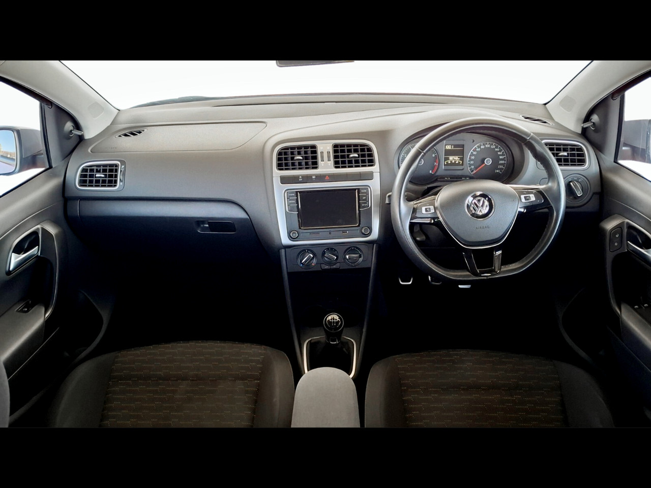 Volkswagen POLO VIVO HATCH 1.6 MAXX