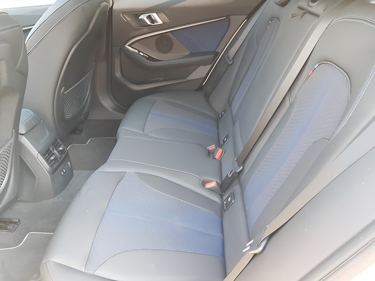 BMW 1 Series 118I 5-DOOR SPORT LINE AUTO