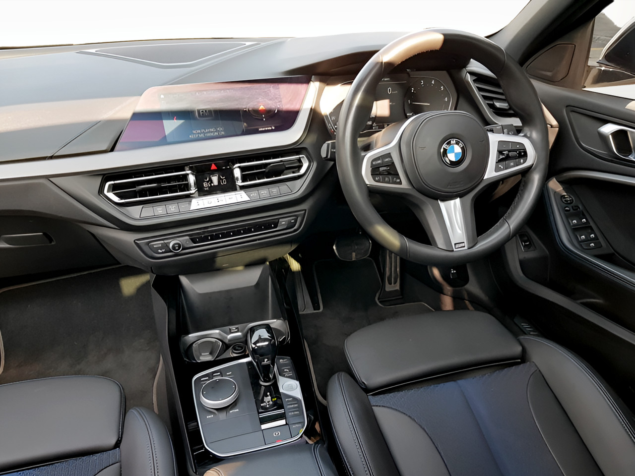 BMW 1 Series 118I 5-DOOR SPORT LINE AUTO