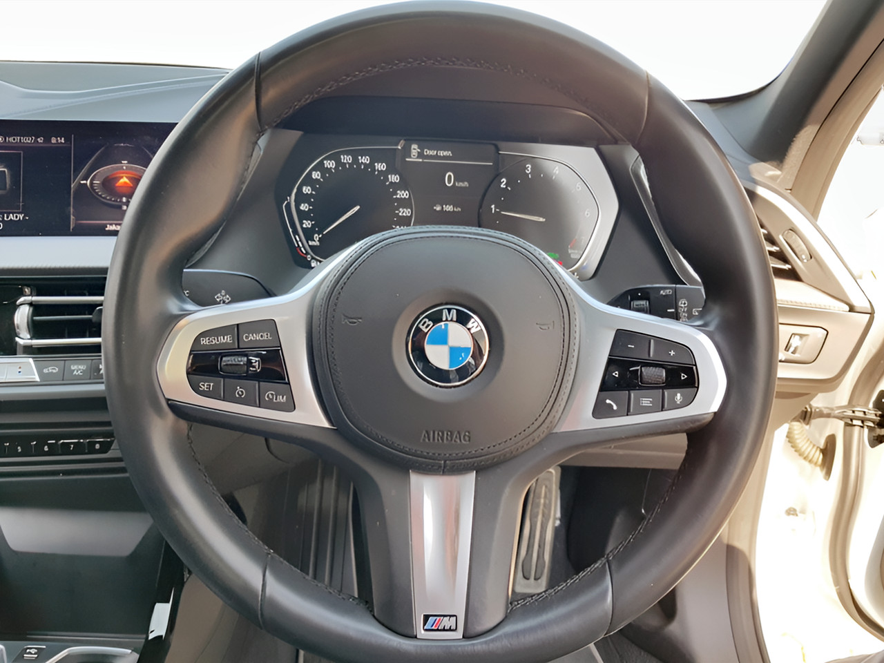 BMW 1 Series 118I 5-DOOR SPORT LINE AUTO