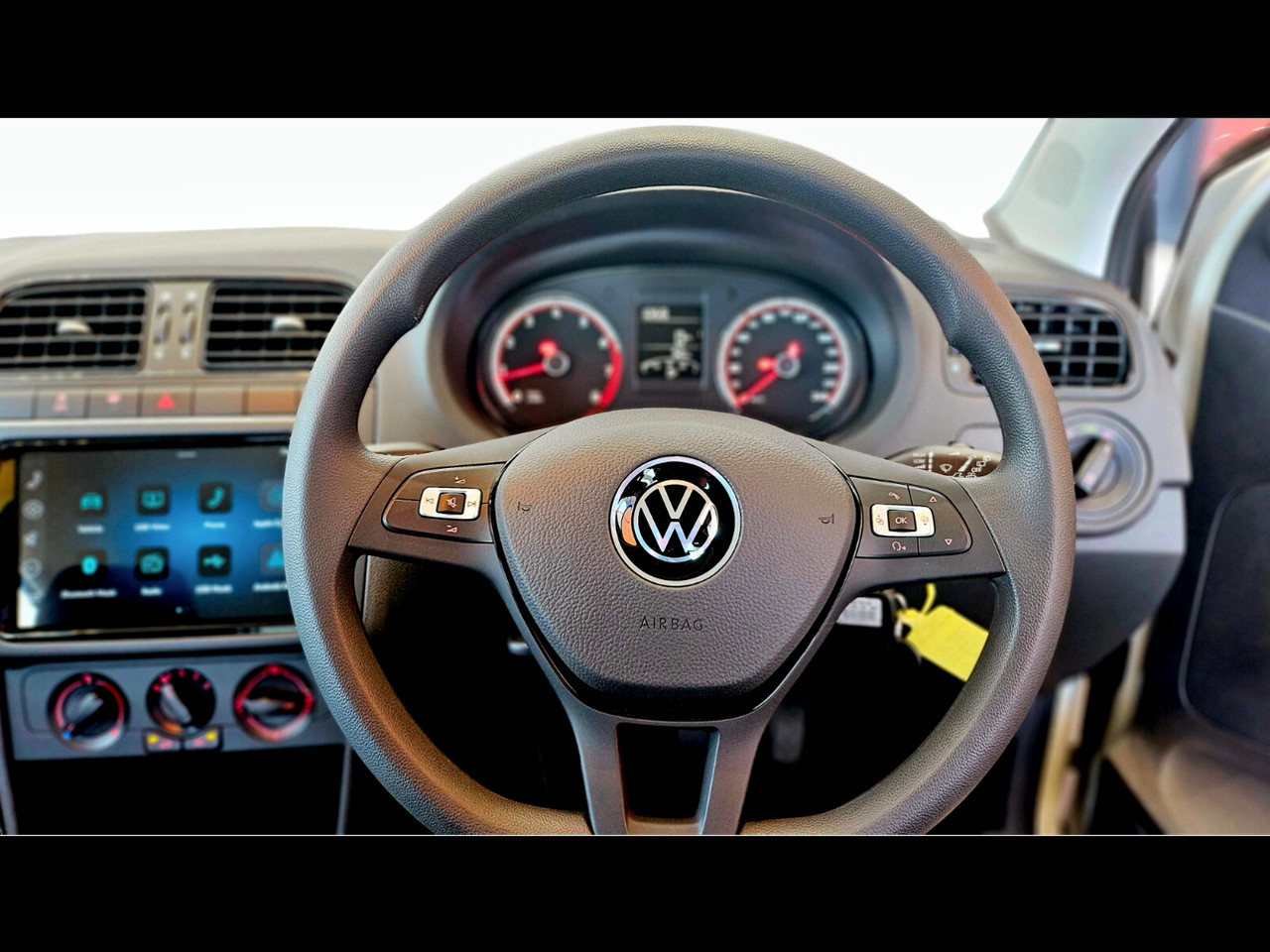 Volkswagen POLO VIVO 1.4 LIFE