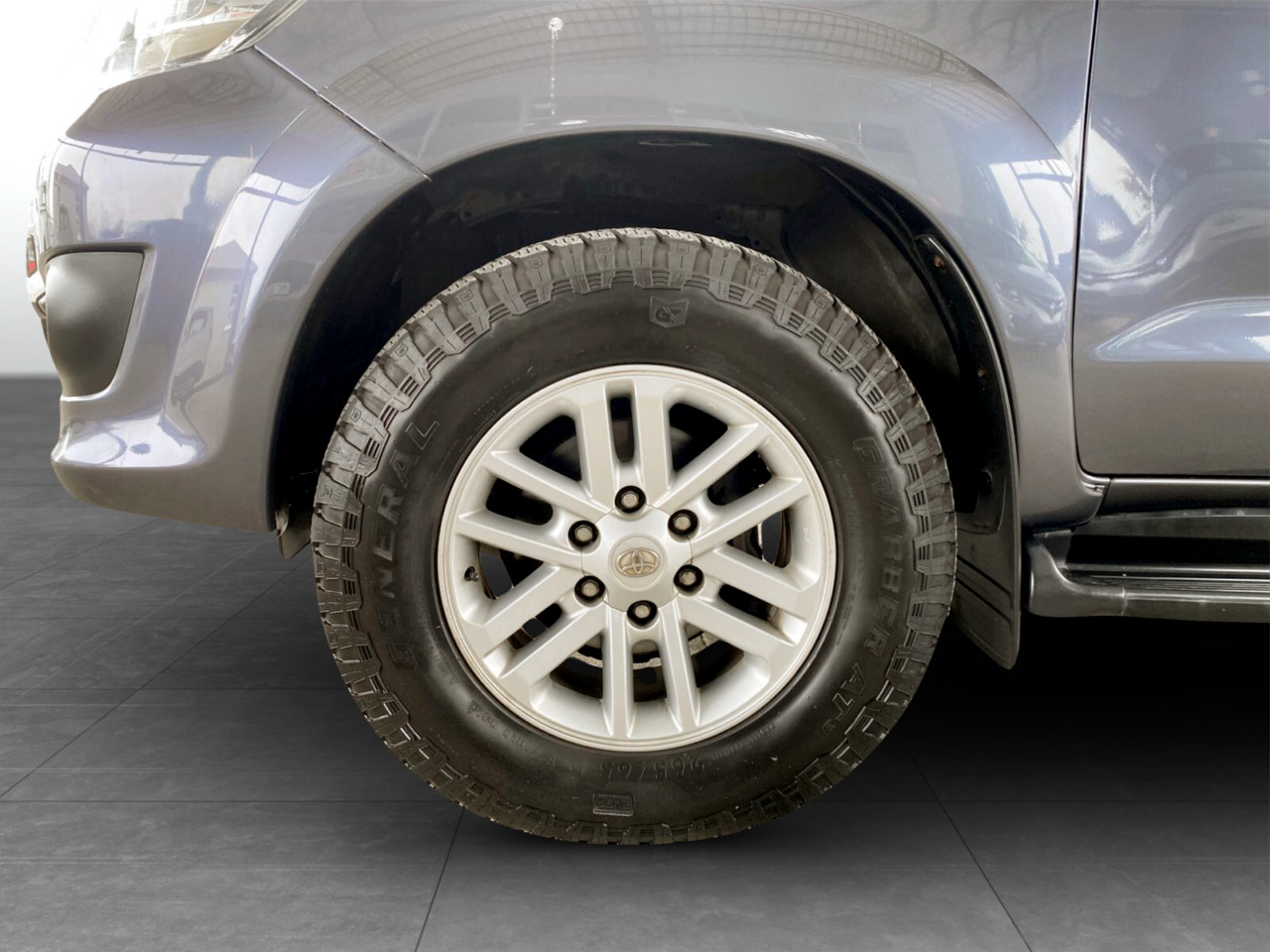 Toyota Fortuner 3.0D-4D 4X4 AUTO