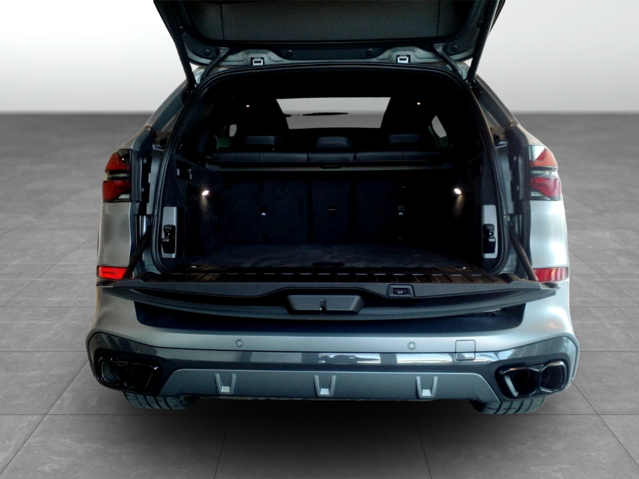 BMW X5 M60I