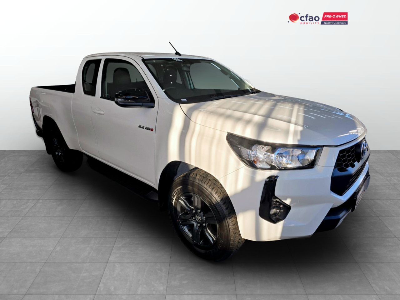 Toyota Hilux 2.4GD-6 XTRA CAB RAIDER MANUAL