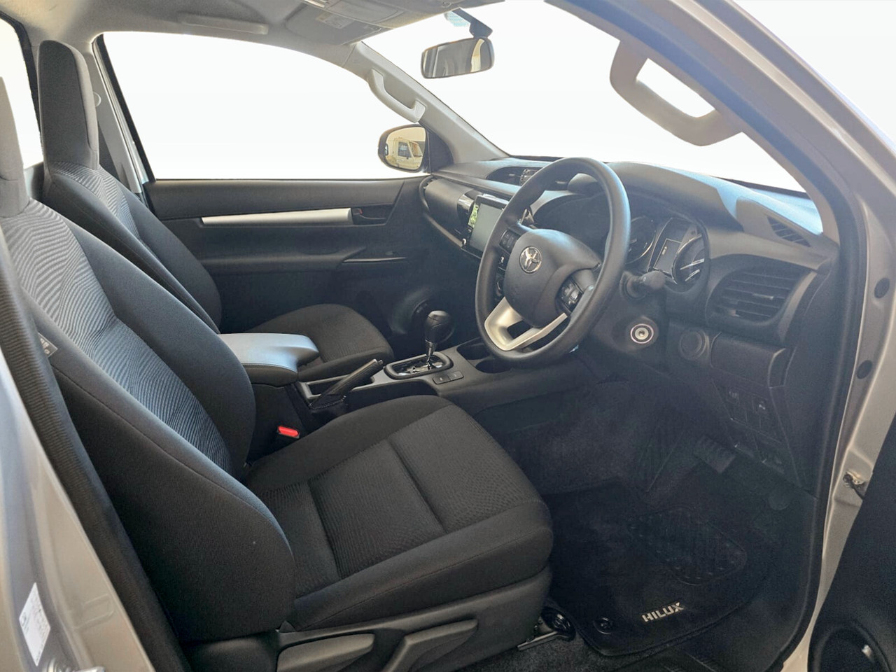 Toyota Hilux 2.4GD-6 SINGLE CAB RAIDER AUTO