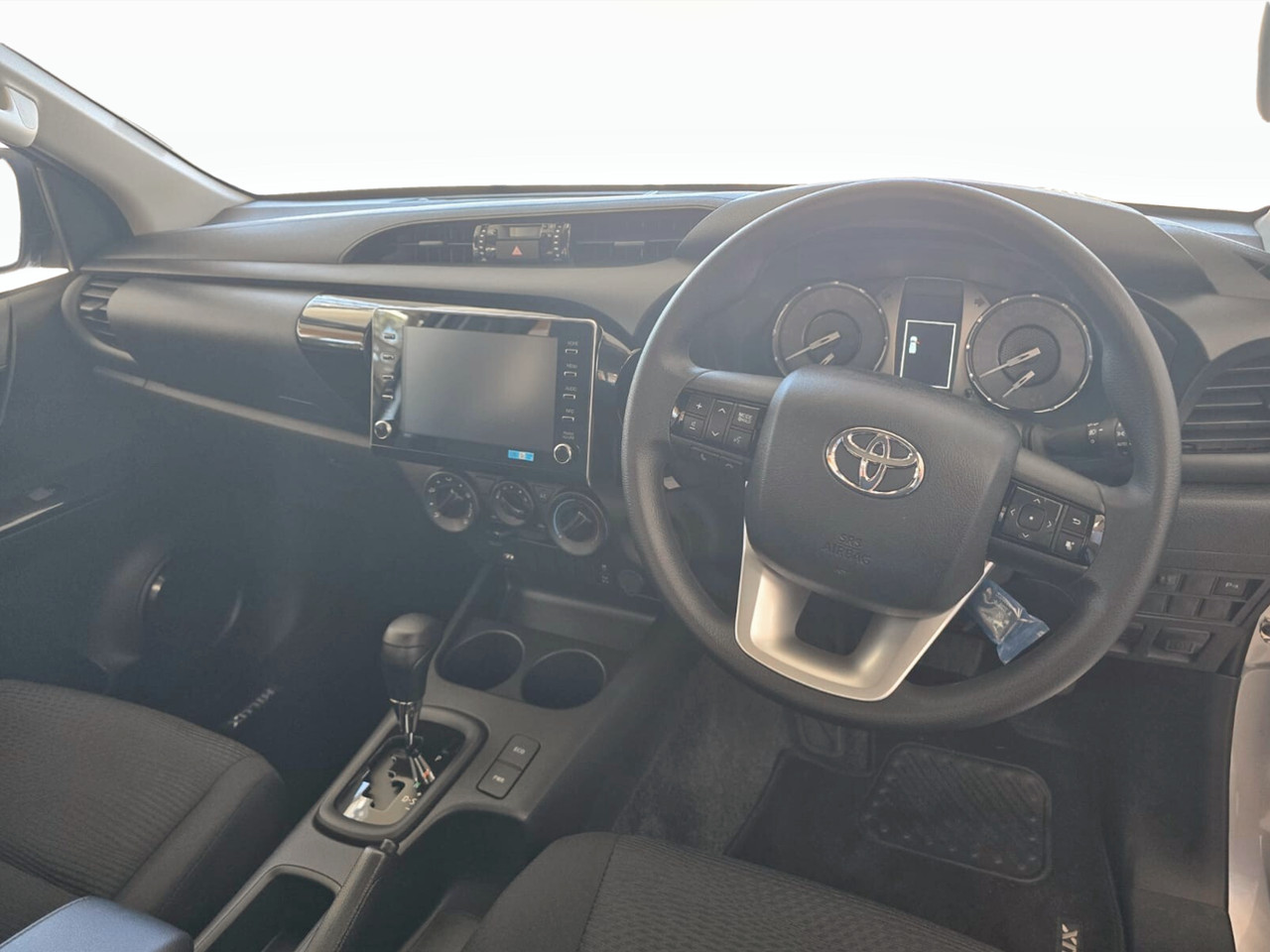 Toyota Hilux 2.4GD-6 SINGLE CAB RAIDER AUTO
