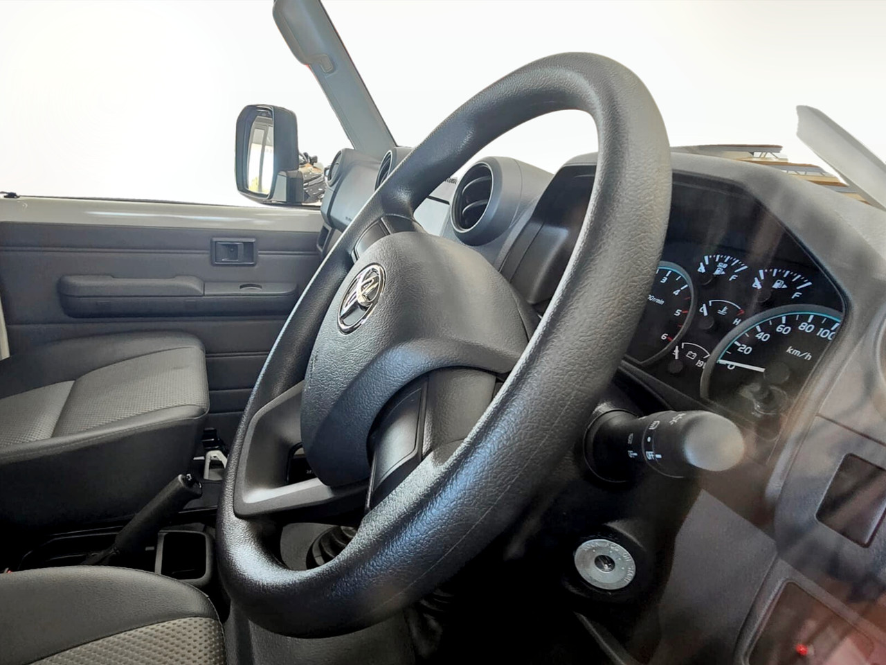 Toyota Land Cruiser 79 2.8GD-6 SINGLE CAB AUTO