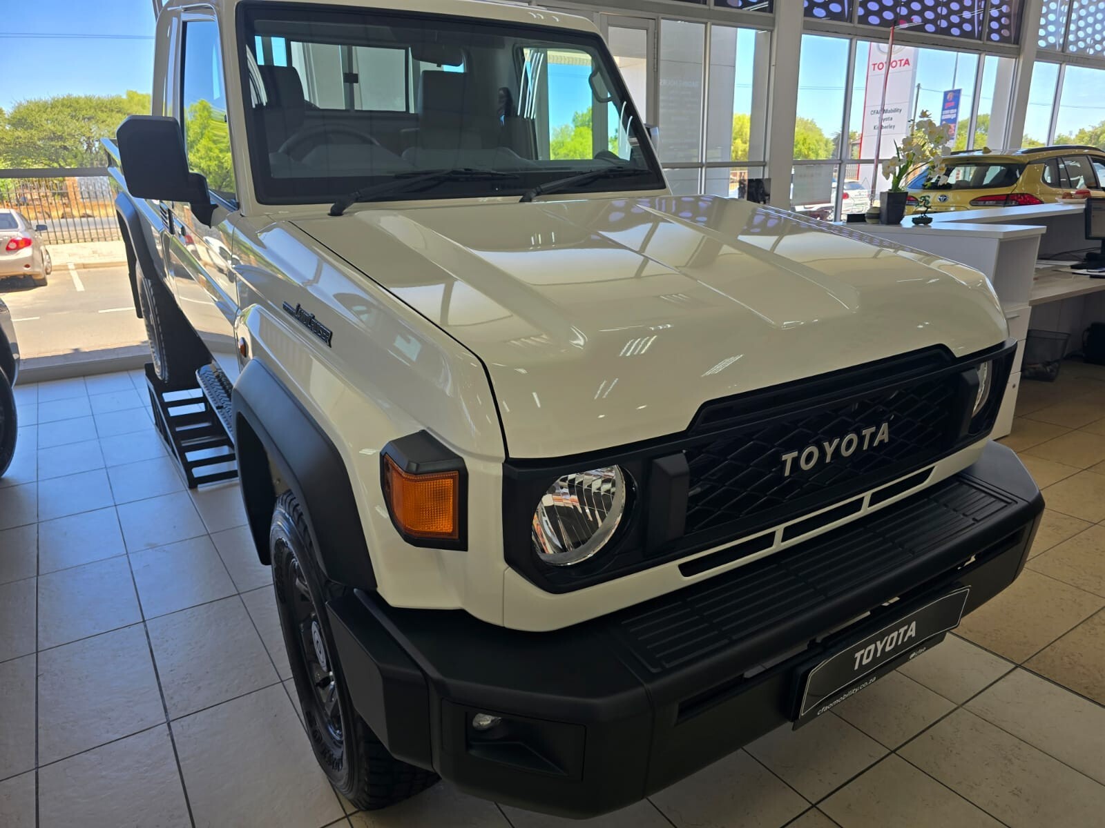 Toyota Land Cruiser 79 2.8GD-6 SINGLE CAB AUTO