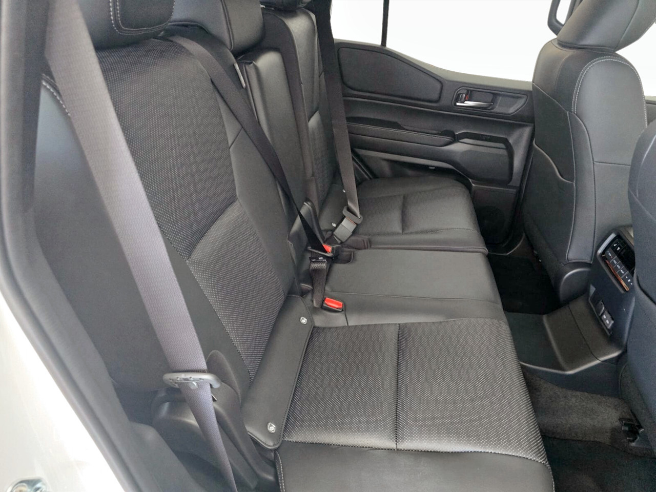 Toyota Land Cruiser Prado 2.8GD VX-R