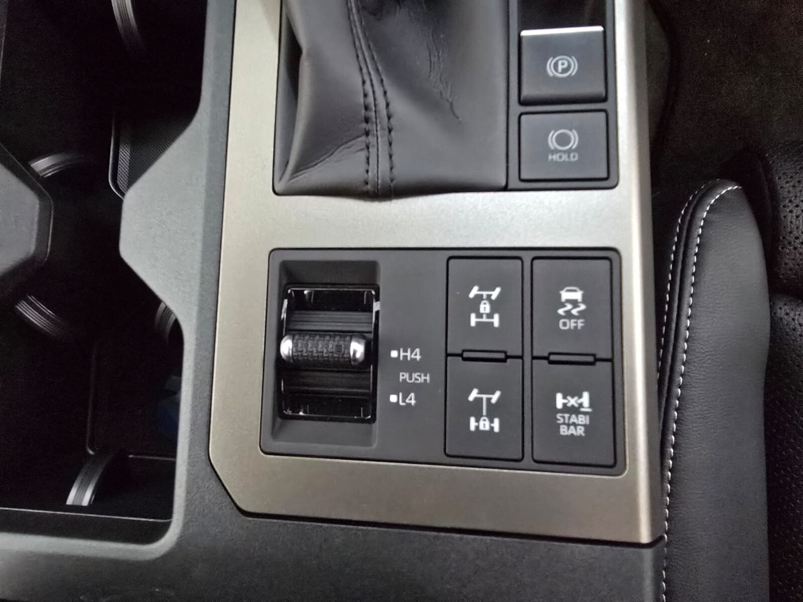 Toyota Land Cruiser Prado 2.8GD VX-R