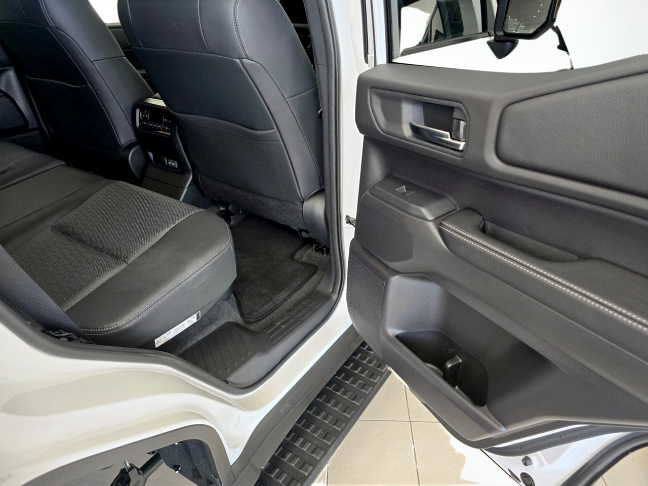 Toyota Land Cruiser Prado 2.8GD VX-R