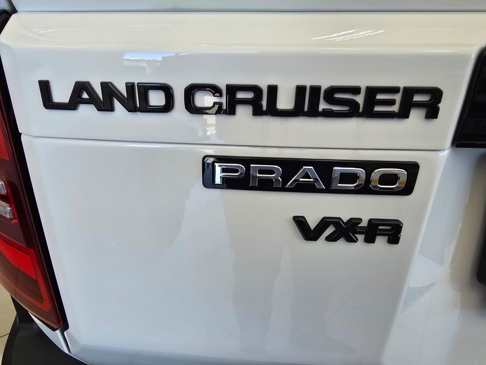 Toyota Land Cruiser Prado 2.8GD VX-R