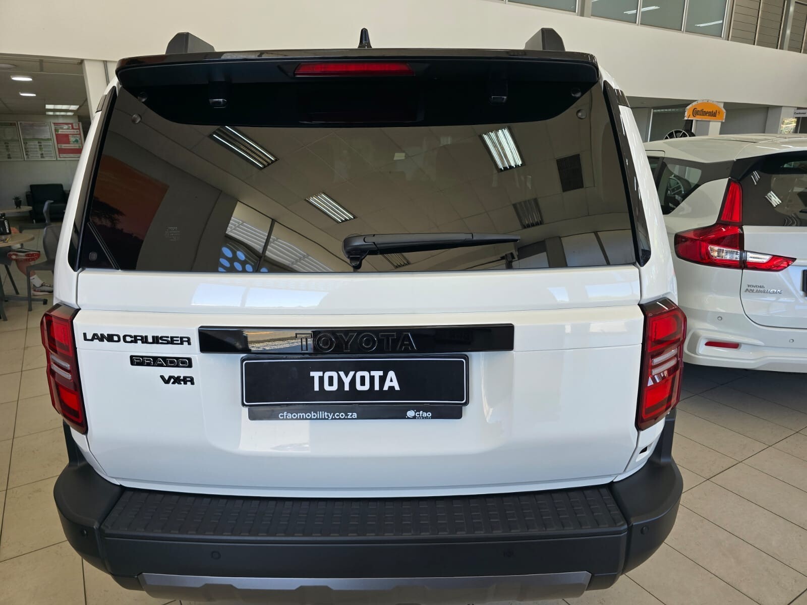 Toyota Land Cruiser Prado 2.8GD VX-R